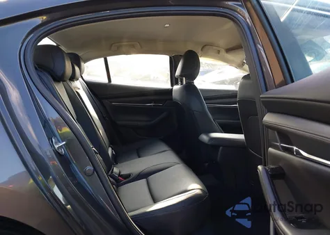 2019 Mazda Mazda3 Preferred Package from USA, damaged, VIN JM1BPADL2K1127635